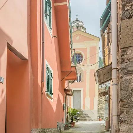 Il Palazzo Chiesanuova Chiesanuova (Liguria)