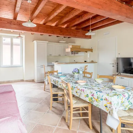 Il Palazzo Chiesanuova Chiesanuova (Liguria)