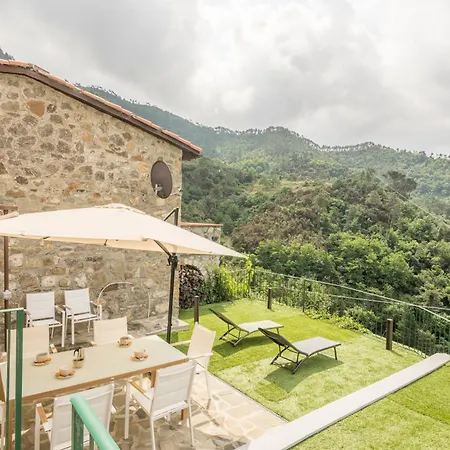 Il Palazzo Chiesanuova Apartmán Chiesanuova (Liguria)